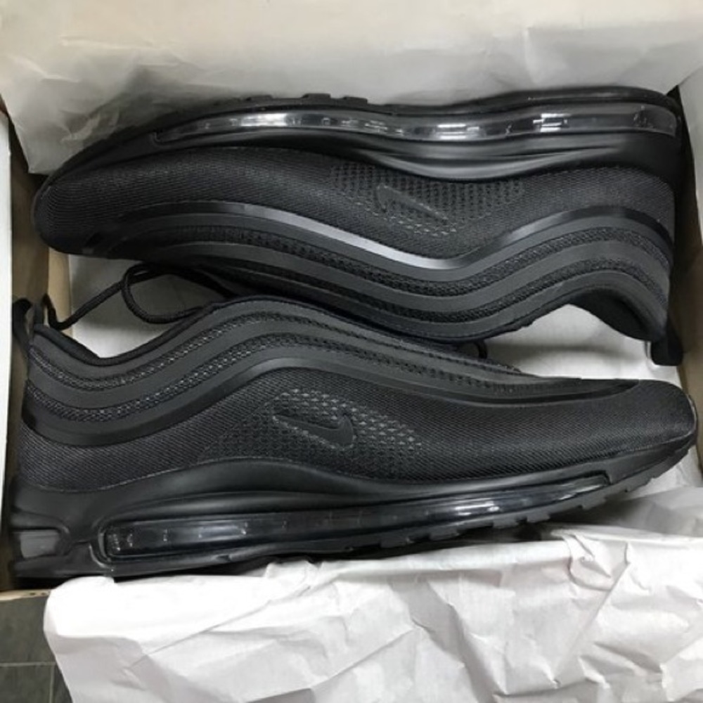 Air max 97 ultra 17 triple black